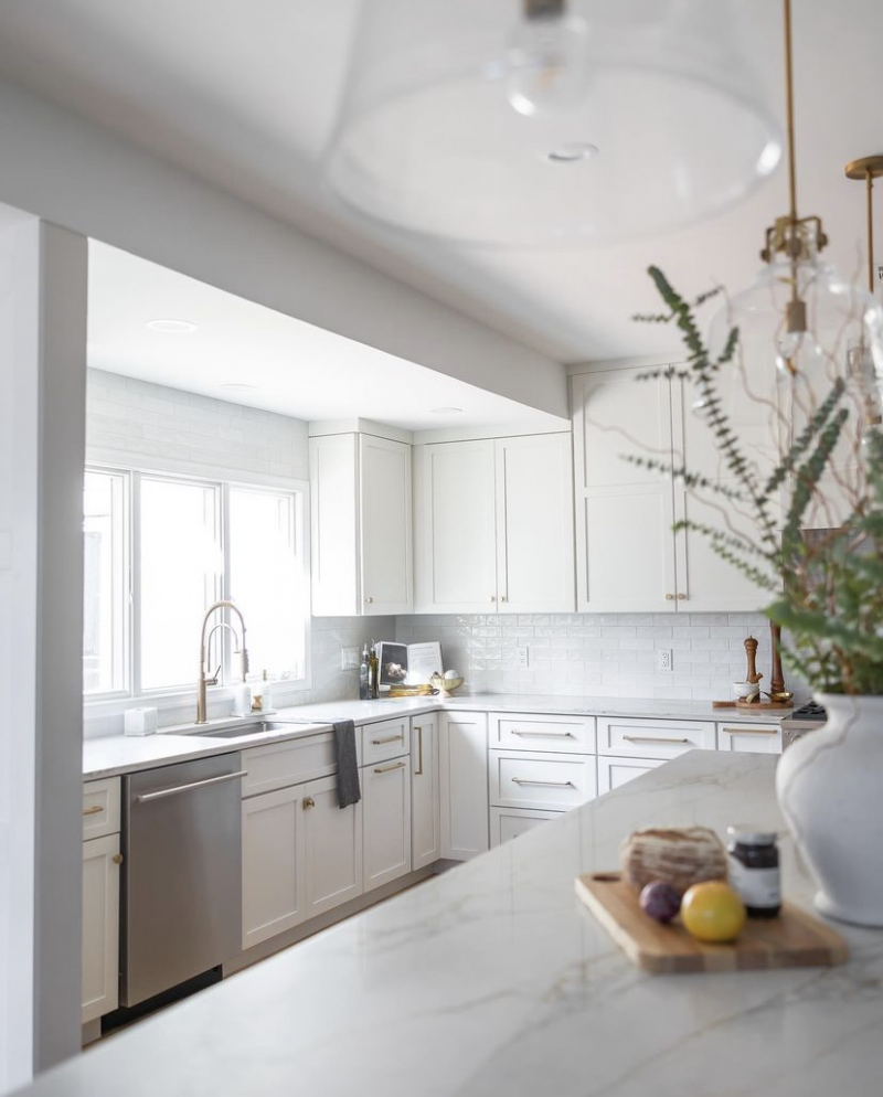 2.6 x 8 Nolita Blanco Shiny Subway Porcelain Tile - Image 3